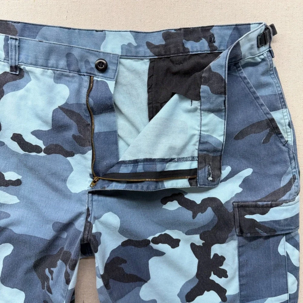 Vintage Blue Camo Cargo Shorts Mens XL Blue Camouflage Combat Military Y2K 2000s